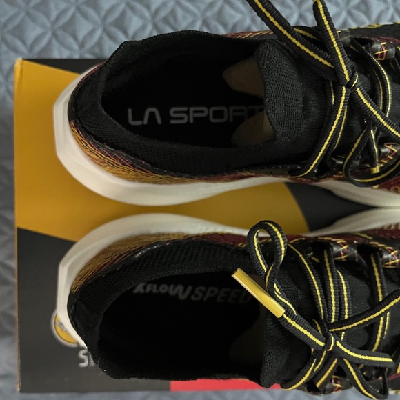 La Sportiva Black and Yellow Prodigio Pro Shoes - Picture 7 of 9